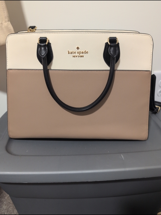 kate spade Handbags - kate spade New York Two-Tone Beige & Cream Satchel